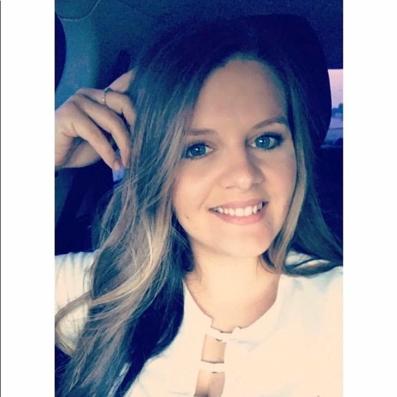 Meet your Posher, Kay - Picture 1 of 1